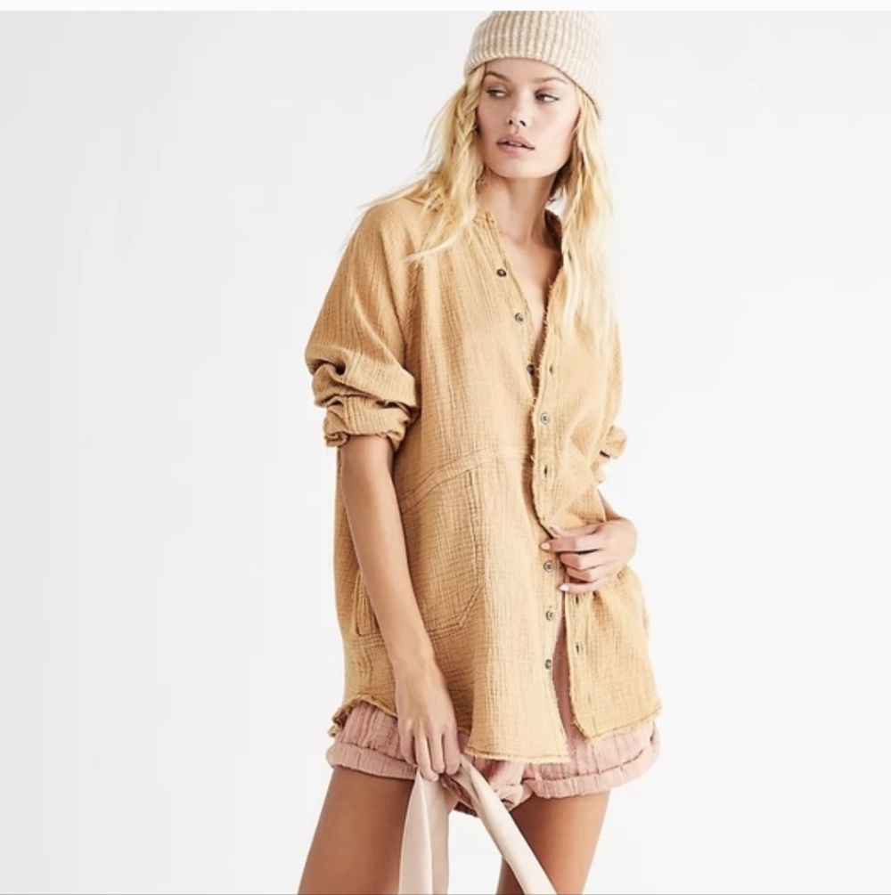 FREE PEOPLE We the Free Summer Waffle Daydream Button Down Shirt Golden Nugget